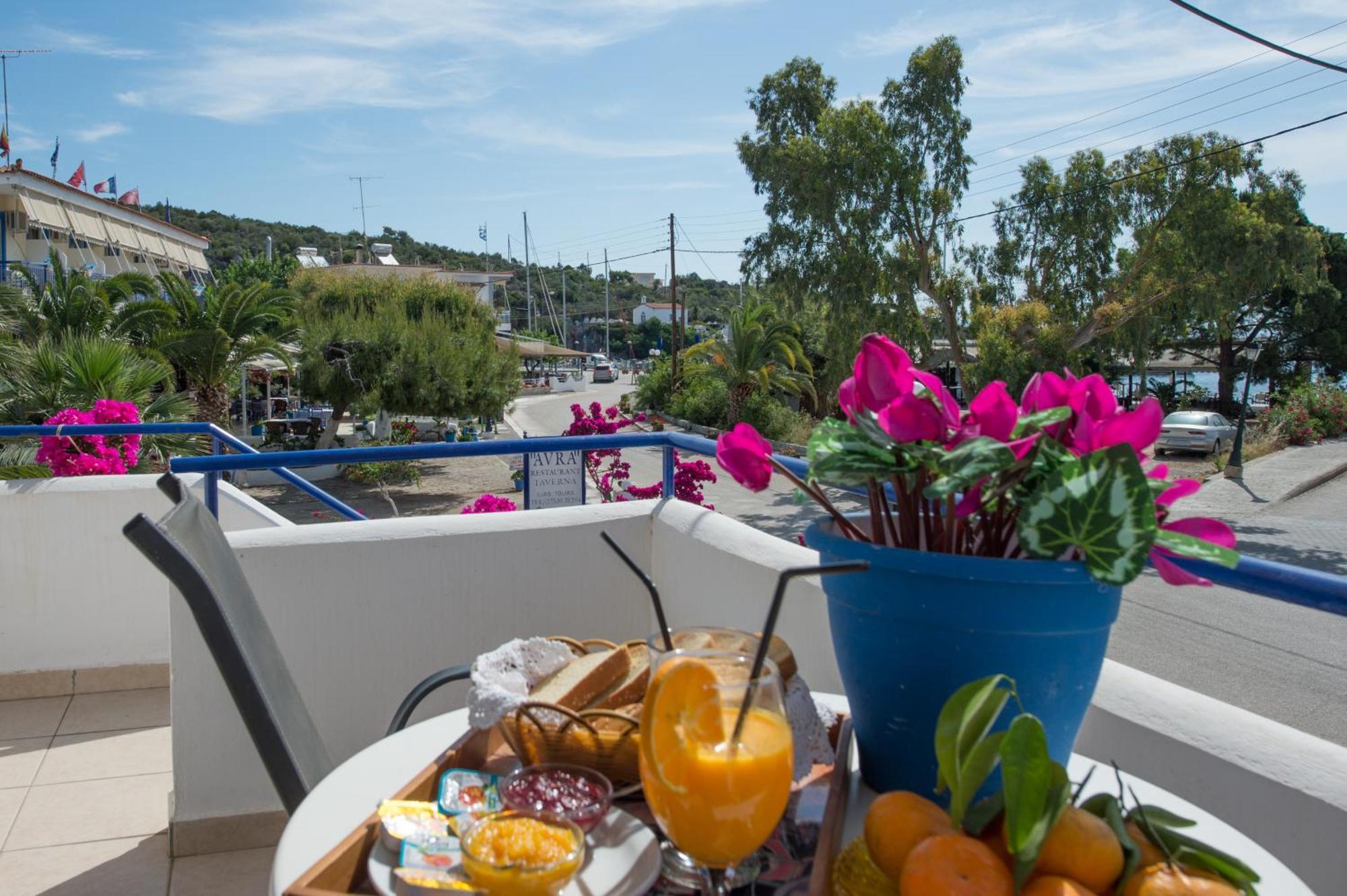 Hotel Avra Nea Epidavros Ngoại thất bức ảnh